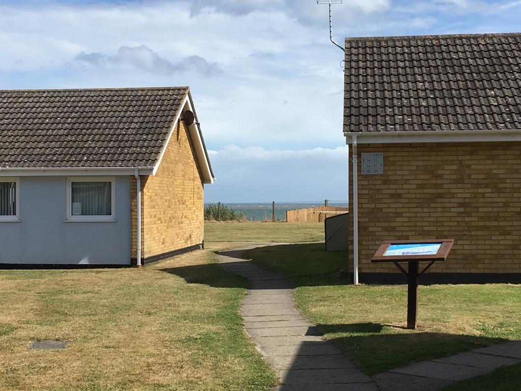 Corton Villas Lowestoft Exterior photo