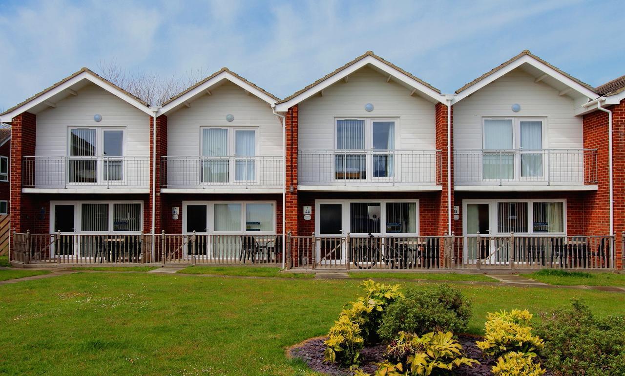 Corton Villas Lowestoft Exterior photo